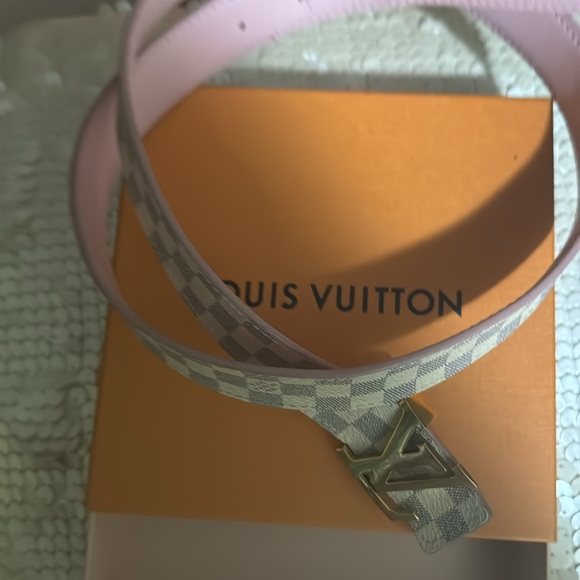 Louis Vuitton belt with good logo - Picture 4 of 4